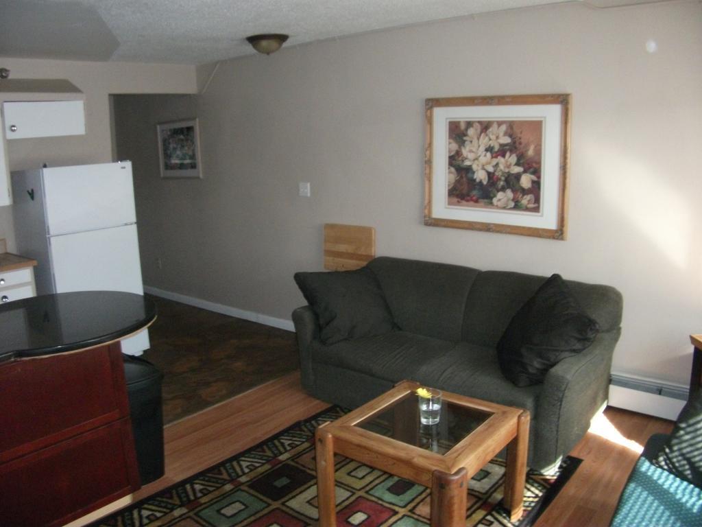 Bent Prop Inn And Hostel Of Alaska - Midtown Anchorage Bilik gambar